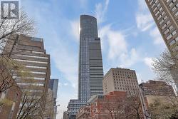 3808 - 386 YONGE STREET  Toronto, ON M5B 0A5