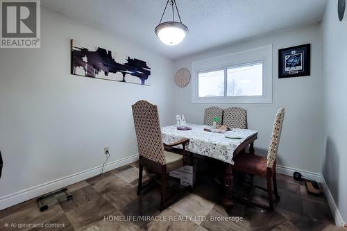 758 Stone Church Road E, Hamilton, ON - Indoor Photo Showing Dining Room