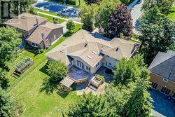 20 BLACKFOREST DRIVE  Richmond Hill, ON L4E 2P5