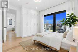 Virtually staged 3rd bed w/heated floor ensuite - 