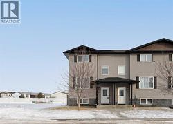 322 17 Street E  Brooks, AB T1R 1R3