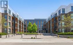 115 - 210 SABINA DRIVE  Oakville, ON L6H 0W6