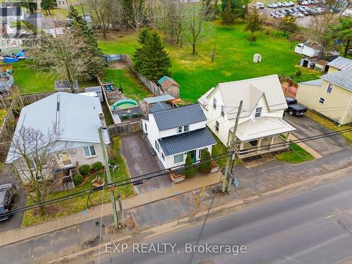 41 LAKE STREET  Prince Edward County (Picton Ward), ON K0K 2T0