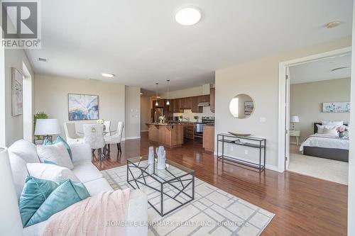 501 - 223 Erb Street W, Waterloo, ON - Indoor Photo Showing Living Room