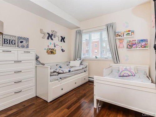 Bedroom - 105-150 Rue Barnett, Dollard-Des-Ormeaux, QC - Indoor Photo Showing Bedroom