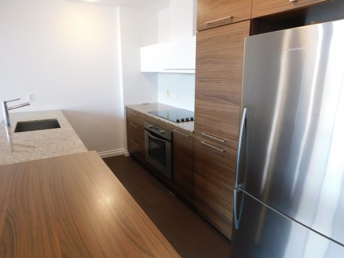 Cuisine - 706-4500 Ch. De La Côte-Des-Neiges, Montréal (Côte-Des-Neiges/Notre-Dame-De-Grâce), QC - Indoor Photo Showing Kitchen