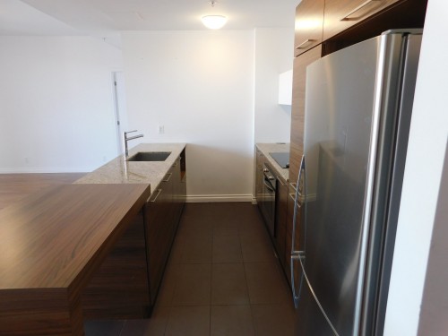 Cuisine - 706-4500 Ch. De La Côte-Des-Neiges, Montréal (Côte-Des-Neiges/Notre-Dame-De-Grâce), QC - Indoor Photo Showing Kitchen