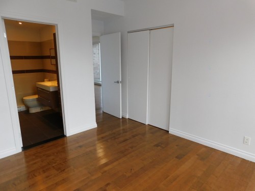 Chambre à coucher principale - 706-4500 Ch. De La Côte-Des-Neiges, Montréal (Côte-Des-Neiges/Notre-Dame-De-Grâce), QC - Indoor Photo Showing Other Room