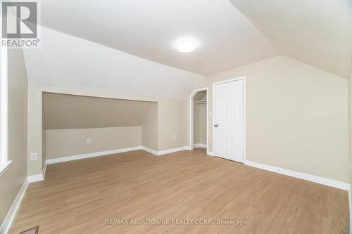 983 Cleta Street, Burlington, ON - Indoor Photo Showing Other Room