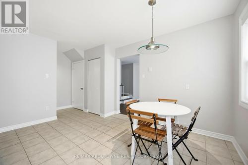 674 Francis Road, Burlington, ON - Indoor Photo Showing Dining Room
