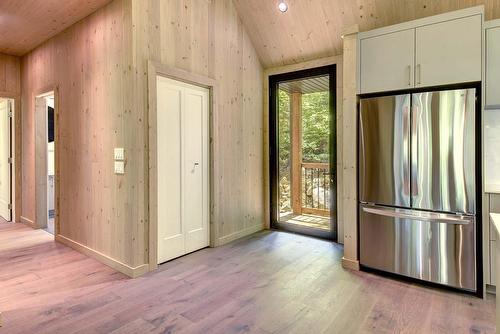Intérieur - 3590 Lac-Des-Écorces, Barkmere, QC - Indoor Photo Showing Other Room