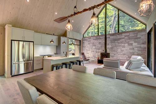 Intérieur - 3590 Lac-Des-Écorces, Barkmere, QC - Indoor Photo Showing Other Room