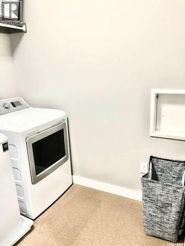 9 Warren Street S, Redvers, SK - Indoor Photo Showing Laundry Room