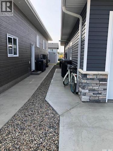9 Warren Street S, Redvers, SK - Outdoor With Exterior