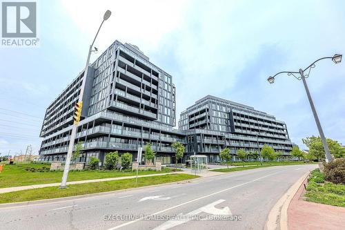 A 712 - 3210 DAKOTA COMMON  Burlington, ON L7M 2A8