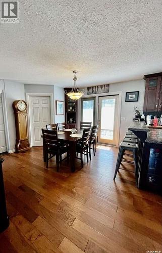305 3Rd Street, St. Brieux, SK - Indoor
