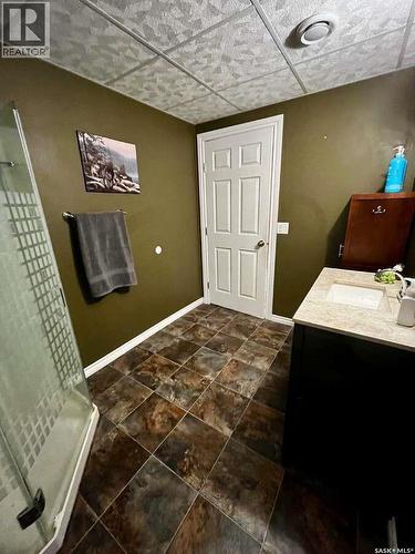 305 3Rd Street, St. Brieux, SK - Indoor