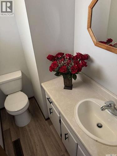 58 Stewart Crescent, Yorkton, SK - Indoor Photo Showing Bathroom