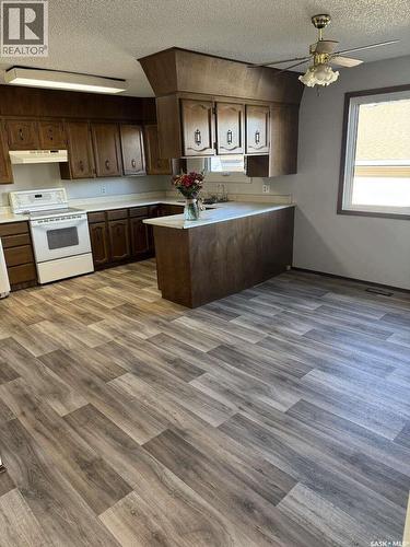 58 Stewart Crescent, Yorkton, SK - Indoor Photo Showing Kitchen