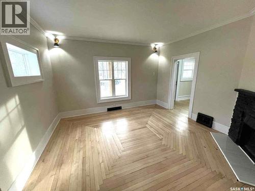 1096 Algoma Avenue, Moose Jaw, SK - Indoor Photo Showing Other Room