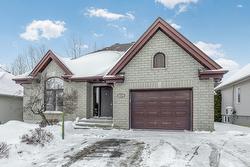 8570 Rue Henri-Julien  Mirabel, QC J7N 3J3