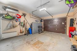 Garage - 