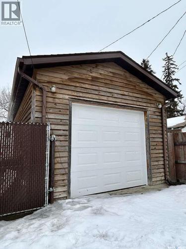 855 Princess Street, Regina, SK - Outdoor With Exterior