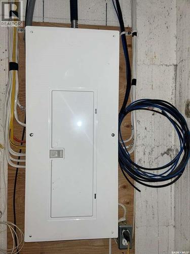 855 Princess Street, Regina, SK - Indoor