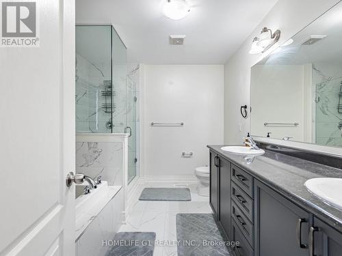8 Vetch Street, Brampton, ON - Indoor Photo Showing Bathroom