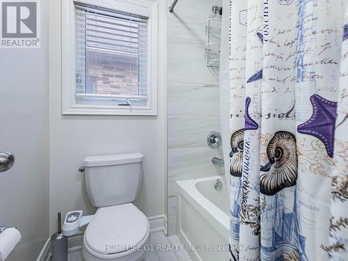 8 Vetch Street, Brampton, ON - Indoor Photo Showing Bathroom