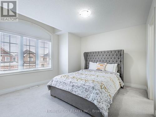 8 Vetch Street, Brampton, ON - Indoor Photo Showing Bedroom