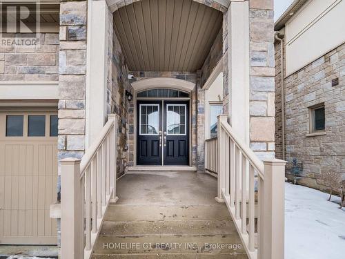 8 Vetch Street, Brampton, ON - Outdoor