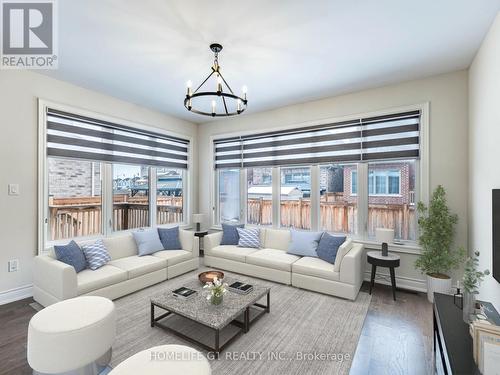 8 Vetch Street, Brampton, ON - Indoor Photo Showing Living Room