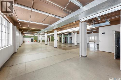 2002 Dewdney Avenue, Regina, SK 