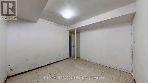 18 - 11 Livonia Place, Toronto, ON - Indoor Photo Showing Other Room