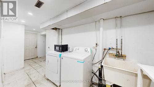 18 - 11 Livonia Place, Toronto, ON - Indoor Photo Showing Laundry Room