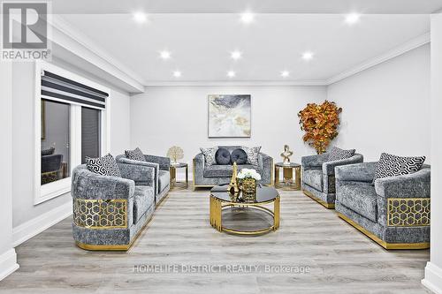 74 Hall Avenue, Guelph, ON - Indoor Photo Showing Living Room