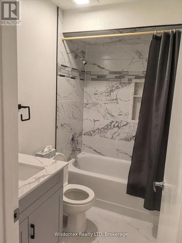 Hs47 - 3100 Kingston Road, Toronto (Cliffcrest), ON - Indoor Photo Showing Bathroom