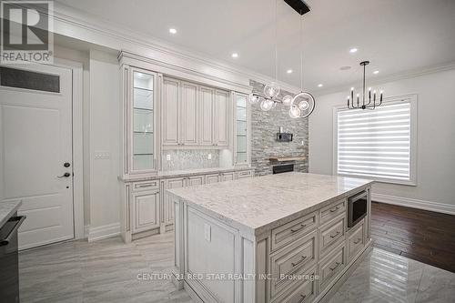 164 Elmhurst Drive, Toronto, ON - Indoor Photo Showing Kitchen With Upgraded Kitchen