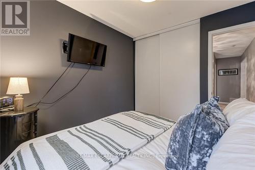 48 - 2825 Gananoque Drive, Mississauga, ON - Indoor Photo Showing Bedroom