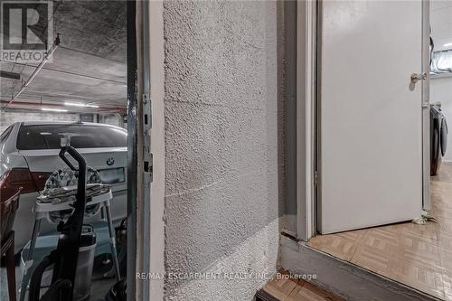 48 - 2825 Gananoque Drive, Mississauga, ON - Indoor