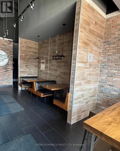 4 - 101 James Snow Parkway N, Milton, ON 