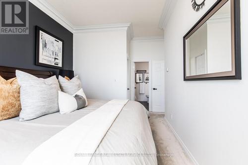 3702 - 3504 Hurontario Street, Mississauga, ON - Indoor Photo Showing Bedroom
