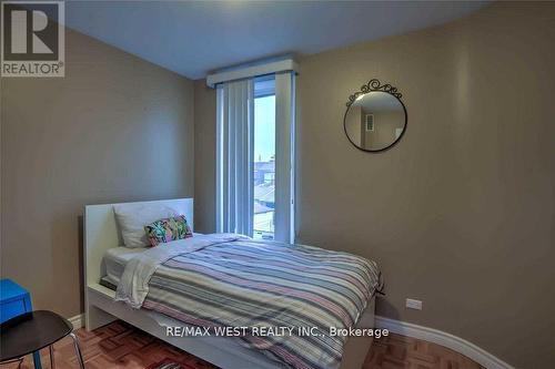 472 Symington Avenue, Toronto, ON - Indoor Photo Showing Bedroom