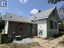 114 3rd AVENUE  Climax, SK S0N 0N0