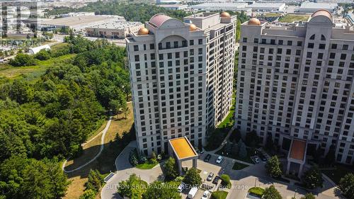 1016 - 9255 Jane Street, Vaughan, ON - Outdoor