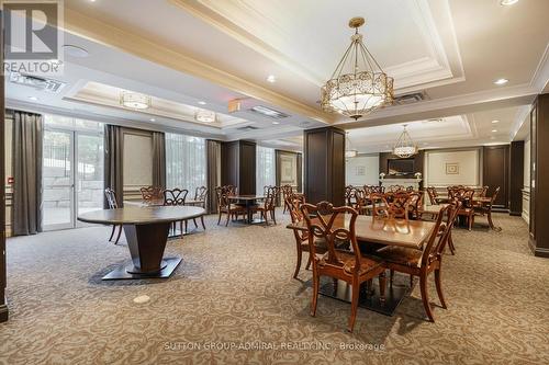 1016 - 9255 Jane Street, Vaughan, ON - Indoor Photo Showing Dining Room