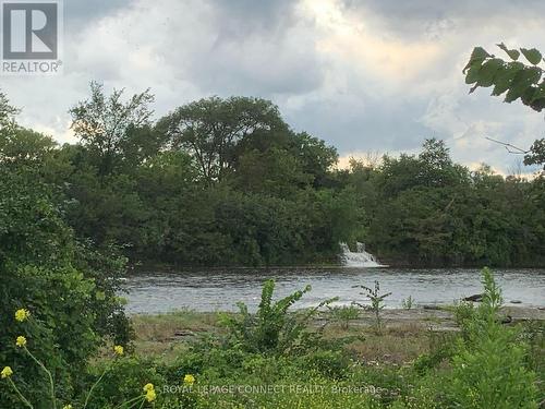 101 Cannifton Road N, Belleville, ON 