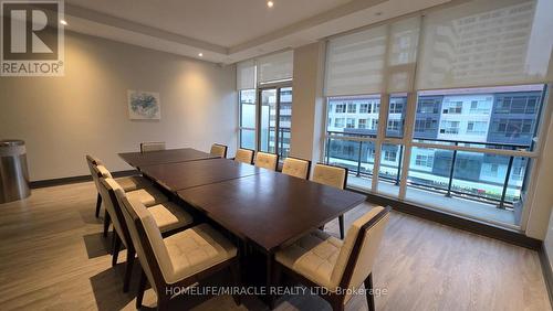 3408 - 4070 Confederation Parkway, Mississauga, ON - Indoor Photo Showing Dining Room