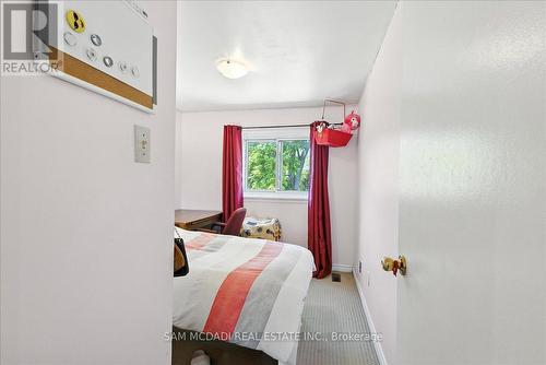 1211 Eighth Line, Oakville, ON - Indoor Photo Showing Bedroom